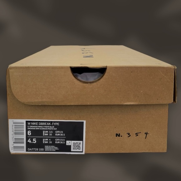 Women’s Nike DBreak-Type Size 6 - Picture 8 of 8